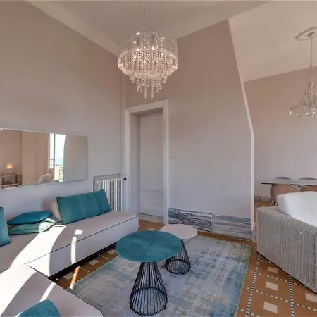 - Poetic Seafront Penthouse Versilia - Vakantiehuis